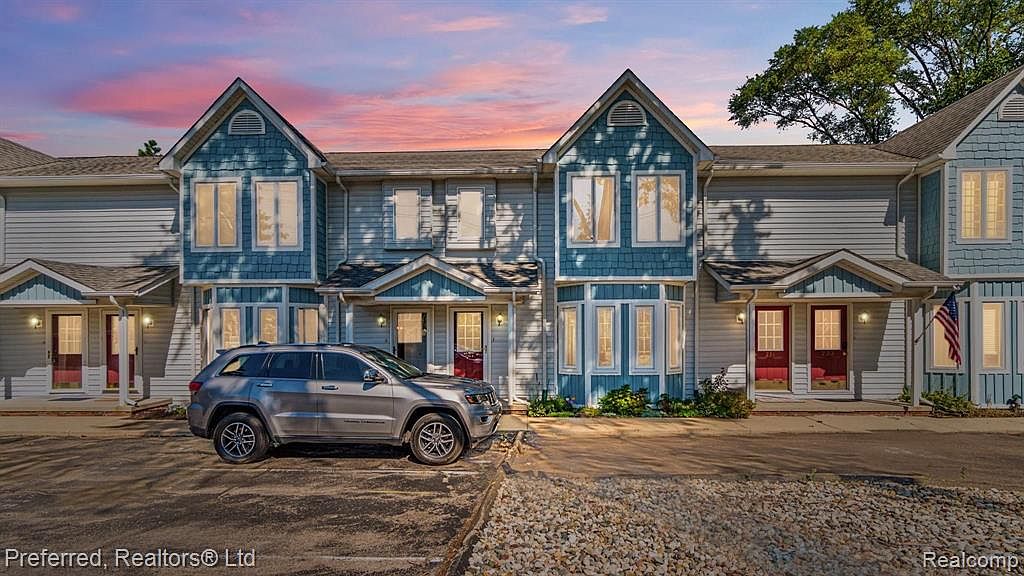 227 E Ann Arbor Trl, Plymouth, MI 48170 Zillow