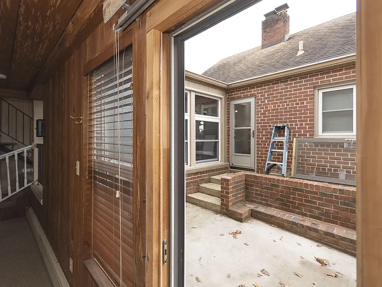 Huntley Pl — Photo 9