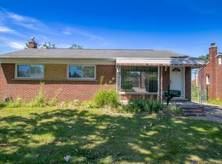 5743 Plainfield St, Dearborn Heights, MI 48127