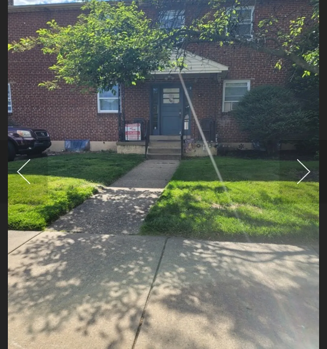 100 E Park Ave — Photo 1