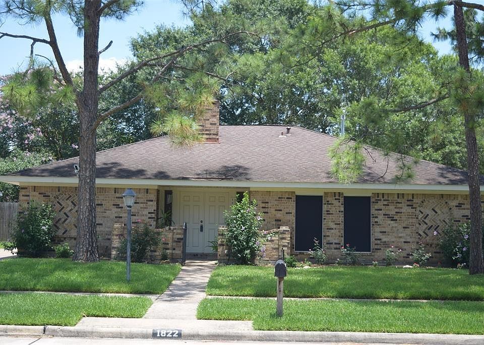 1st image of 1822 Turtle Creek Dr