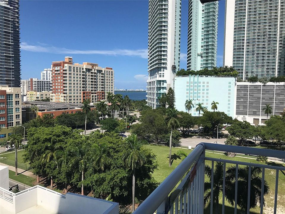 1st image of 275 NE 18th St APT 808