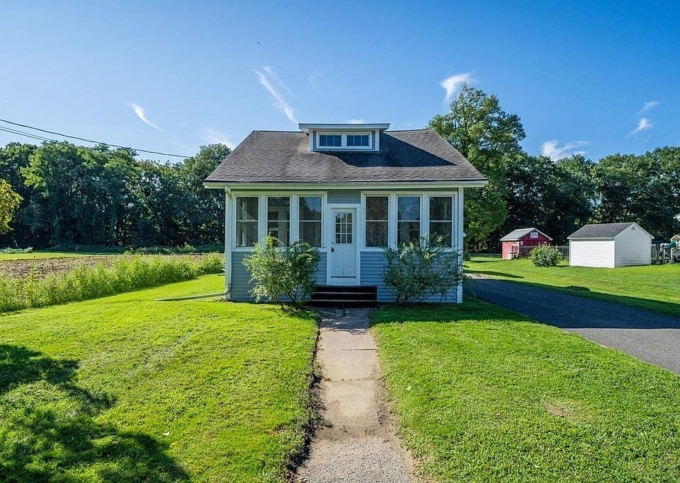 155 Elm St, Hatfield, MA 01038 Zillow