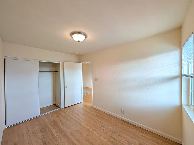 2404 Fulton Street — Photo 23