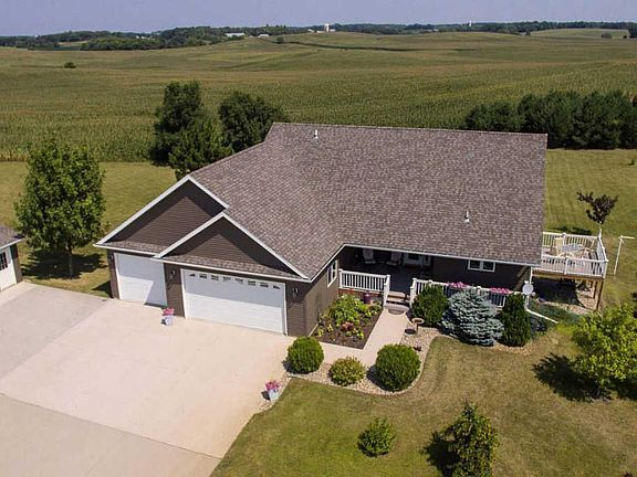 3rd image of 23297 Highland Dr
