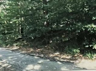 3 Neptune Rd, West Milford Twp., NJ 07421