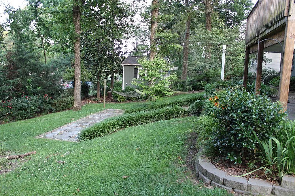 1005 N Rivermont Pl — Photo 2
