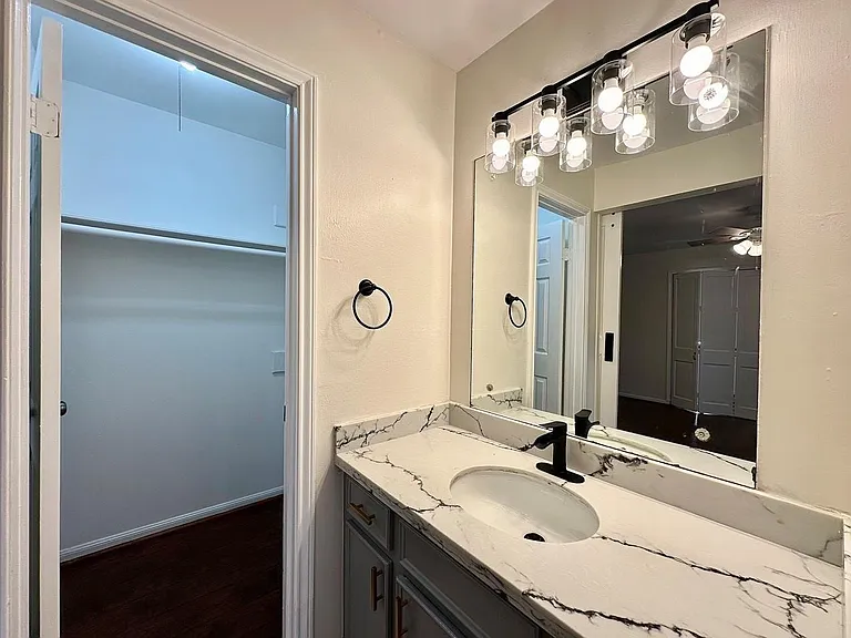 20818 Westgreen Ct — Photo 12
