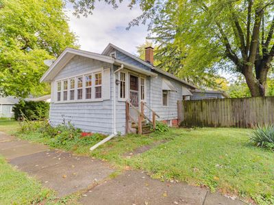 1206 Wright St, Bloomington, IL, 61701