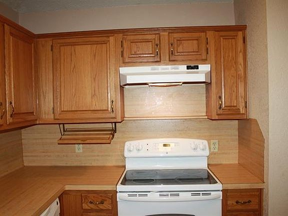 3rd image of 2078 Bronco Ln