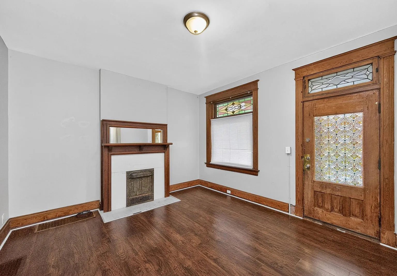 5 bed, 2.0 bath, $4,095 — Photo 3