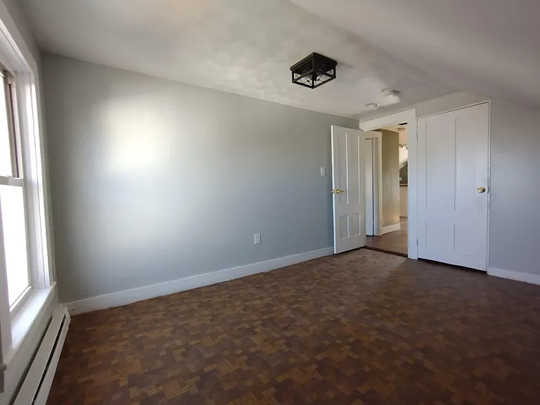 235 Pleasant St #3 — Photo 22