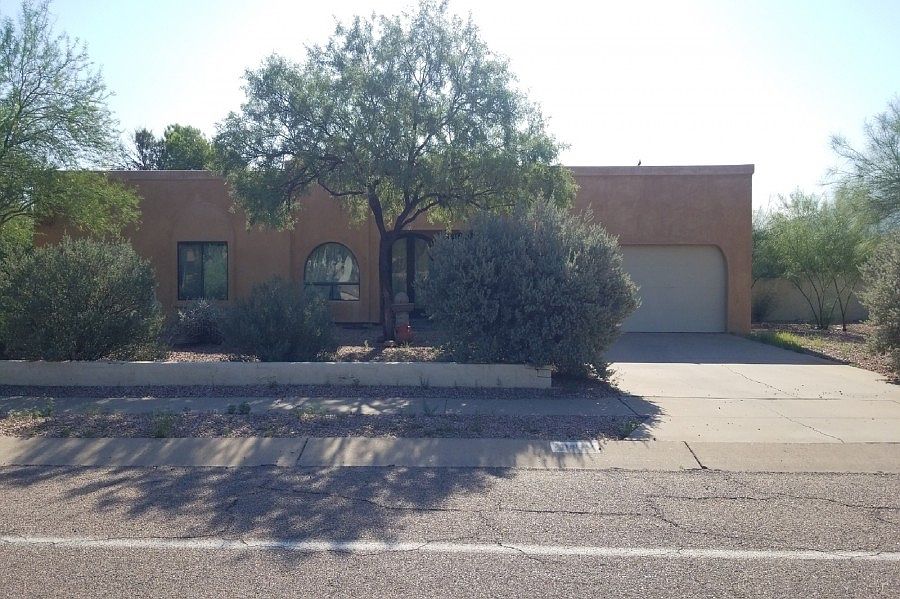 1st image of 1981 S Abrego Dr