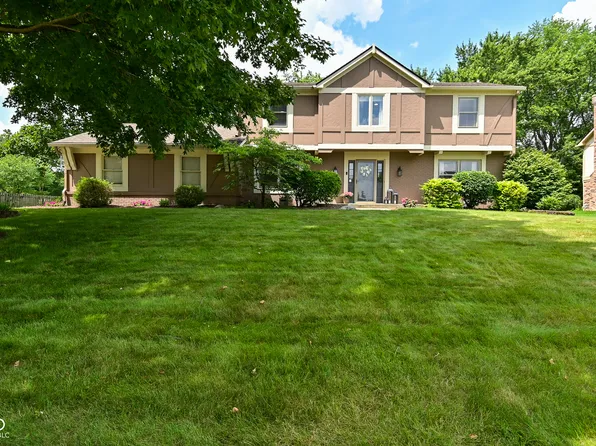 4585 Abbey Dr, Carmel, IN 46033