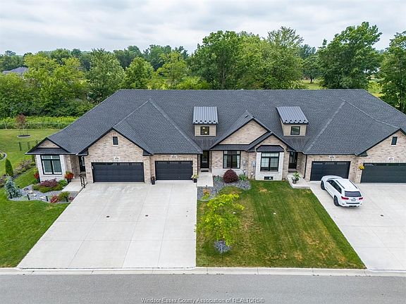 4th image of 223 Livingstone Cres