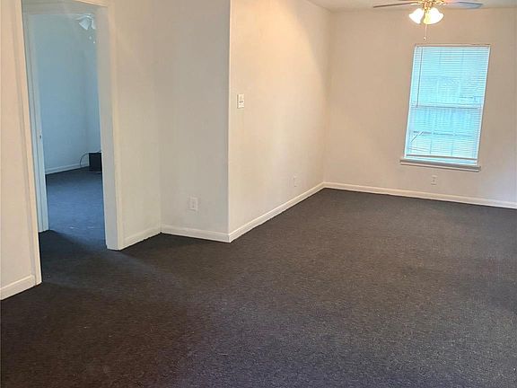 3rd image of 5510 Chennault Rd