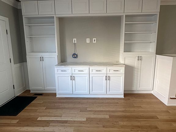 5th image of 1736 Wylie St