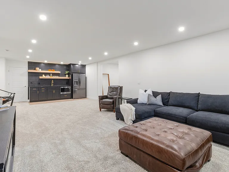 19506 Shadow Ridge Dr — Photo 38