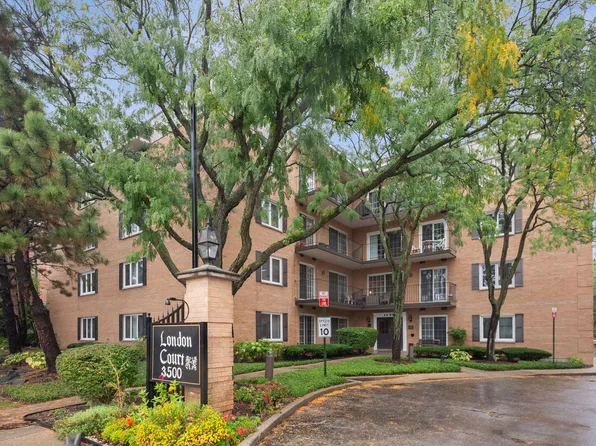3500 Church St APT 204, Evanston, IL 60203