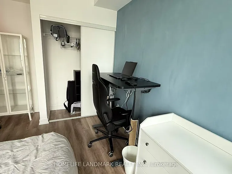 20 Edward St #1414 — Photo 8