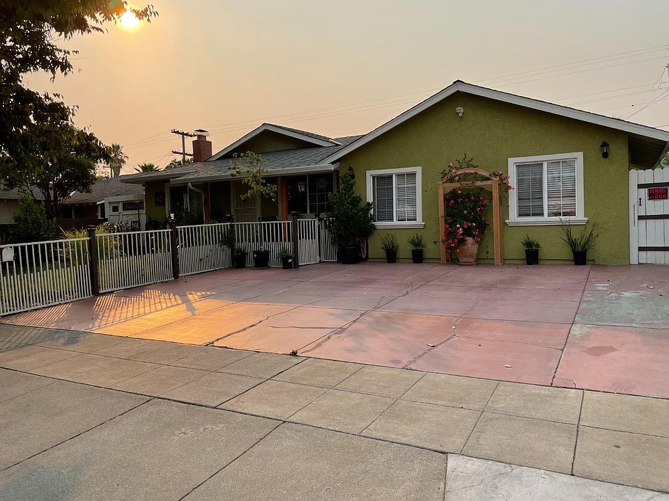 1st image of 2122 Pacina Dr
