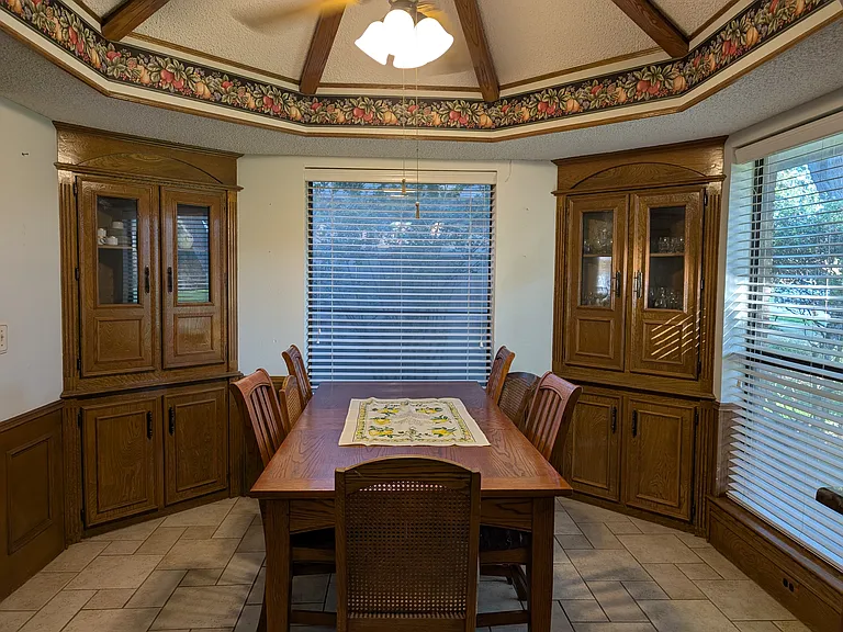 Breakfast Nook