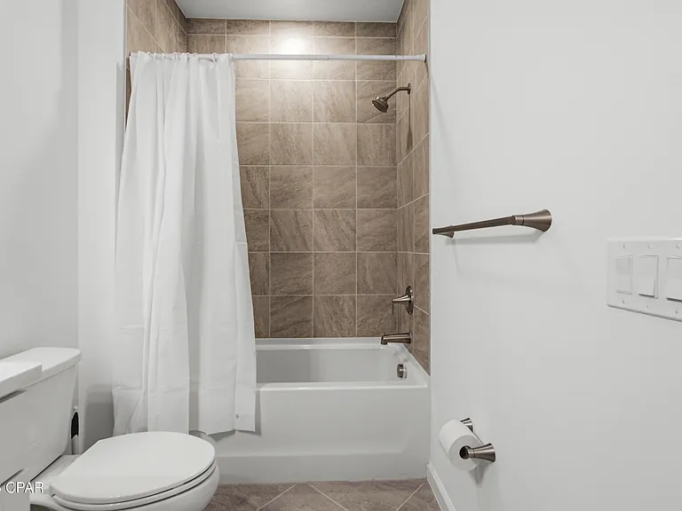 9334 Daydream Dr — Photo 25