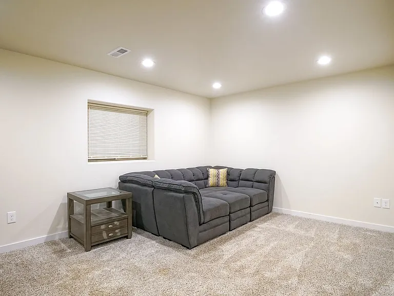 5038 Chariot Dr — Photo 23