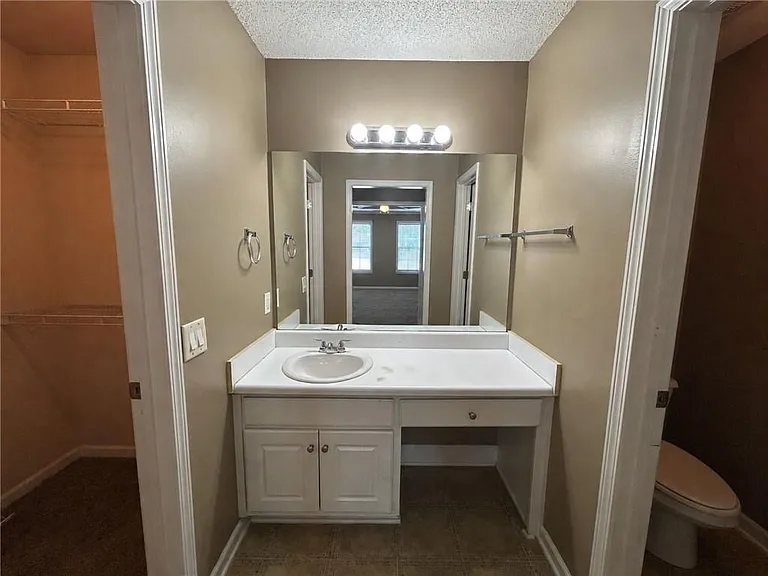 3233 Glenloch Pl — Photo 24