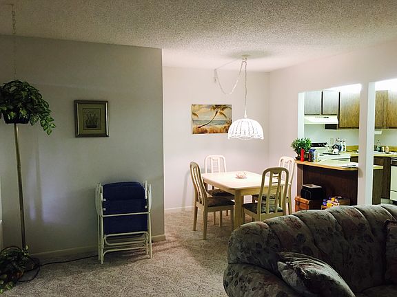 2nd image of 445 Pine Glen Ln APT B-2