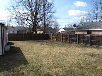 4th image of 5526 Ferngrove Dr