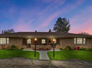 S110W26200 Craig Ave, Mukwonago, WI 53149