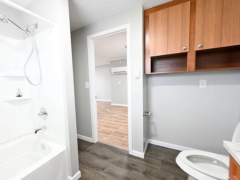 425 W Cook Rd #7 — Photo 12