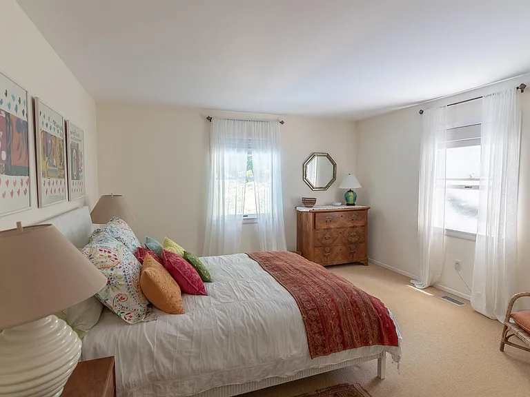 189 Northside Dr — Photo 16