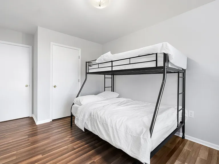 101 Oak St #2 — Photo 10