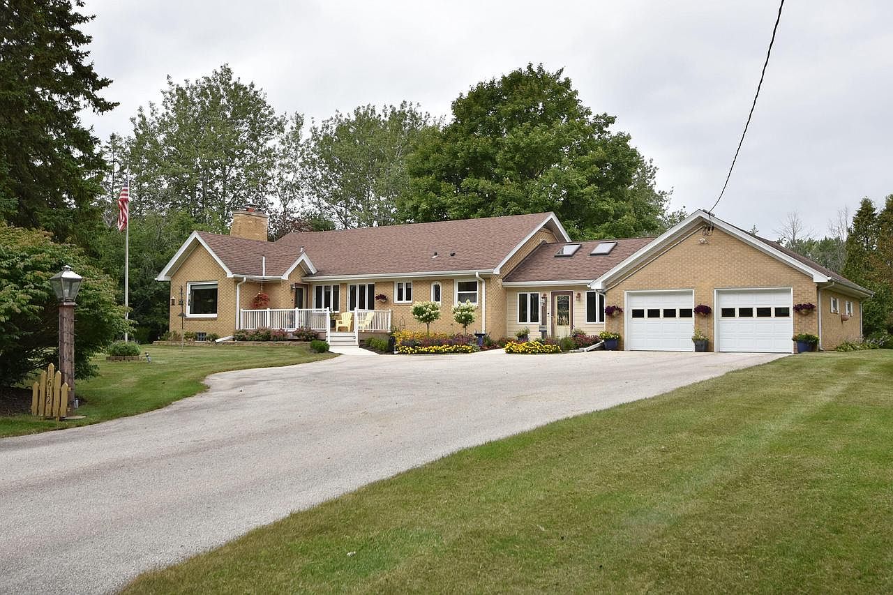 1612 West County Line ROAD, Mequon, WI 53092 Zillow