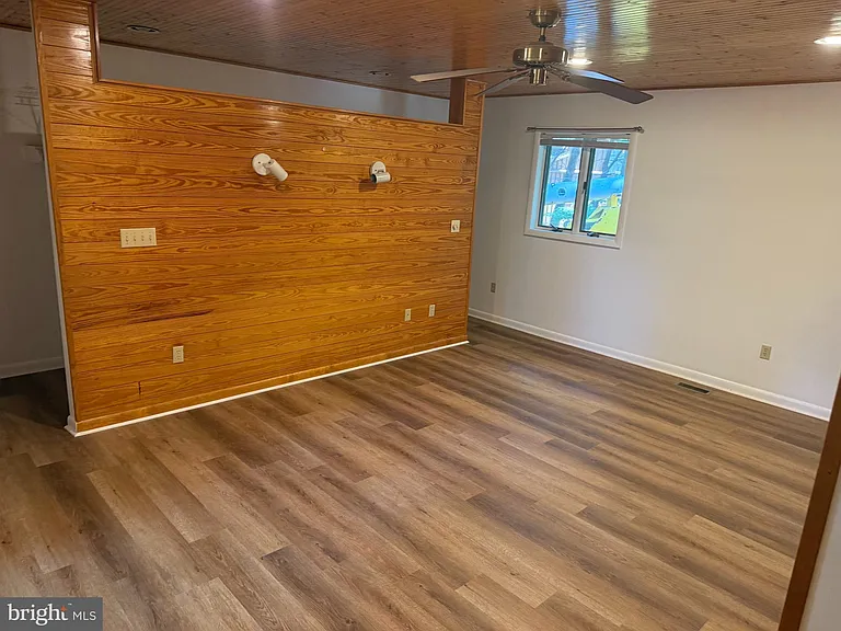 5185 Ridge Rd — Photo 11