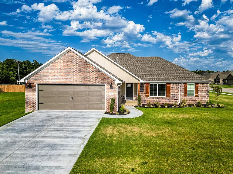 106 Stoneledge Dr — Photo 2