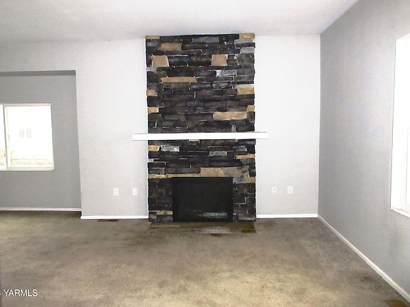 5th image of 208 N Alder St