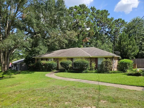 7651 Aspen Dr, Mobile, AL 36695