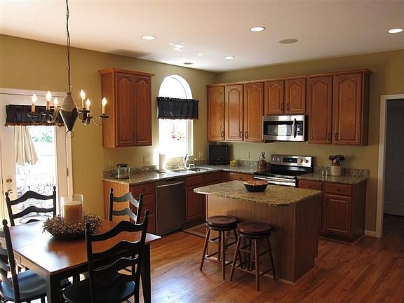 2nd image of 8594 Kelso Dr