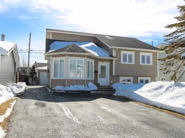21 Sapphire Crescent, Mount Pearl, NL A1N4X7