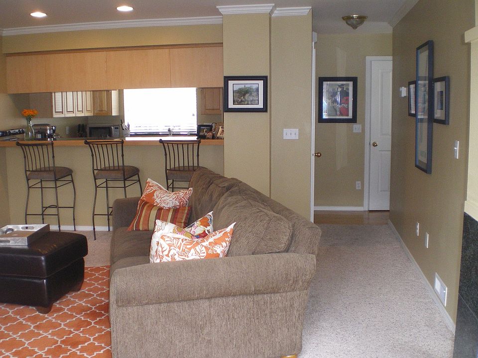 Living area w/ eating bar  