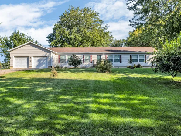 6566 E Territorial Rd, Pleasant Lake, MI 49272