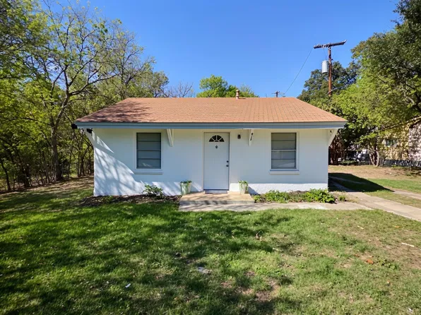 412 S Redford Ln, White Settlement, TX 76108