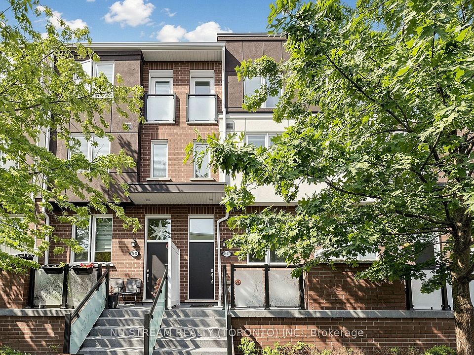 1st image of 15 Heron Park Pl #17