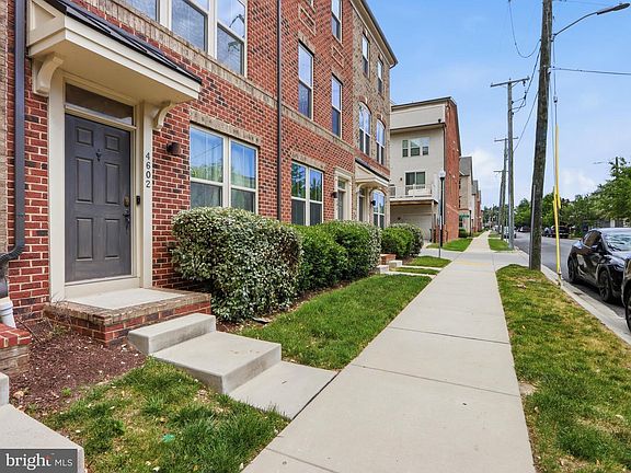 2nd image of 4602 Gough St
