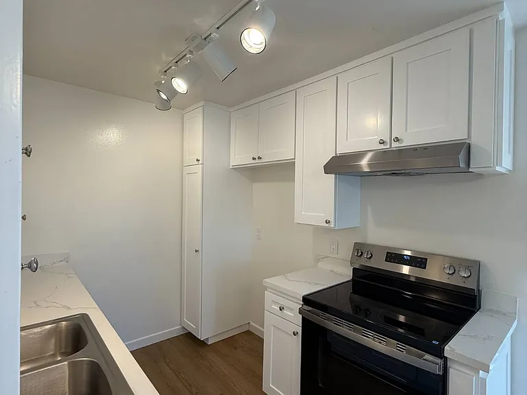 117 W Avenida De Los Arboles #165 — Photo 8