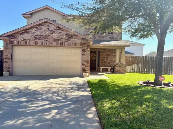 11215 Quintana Dr, Laredo, TX 78045