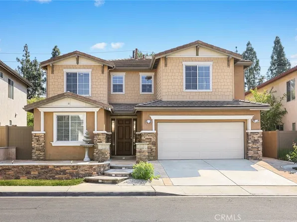 8180 E Brookdale Ln, Anaheim, CA 92807